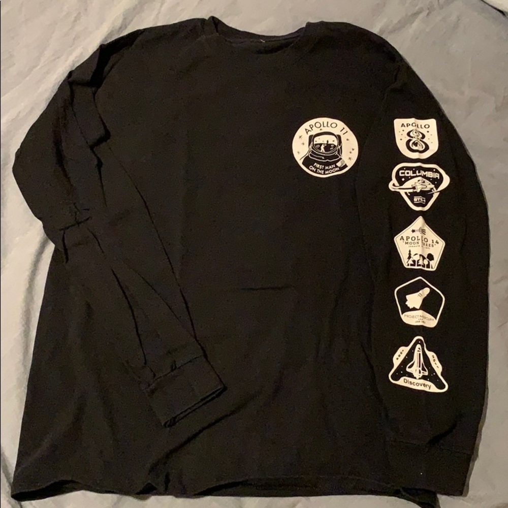 URBAN OUTFITTERS Graphic Tee